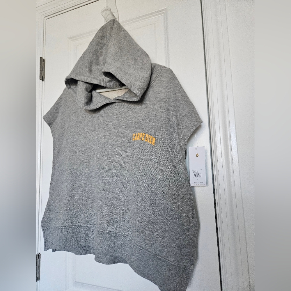 NWT Spiritual Gangster $128 Carpe Diem Haven Cap Sleeve Hoodie Size LARGE